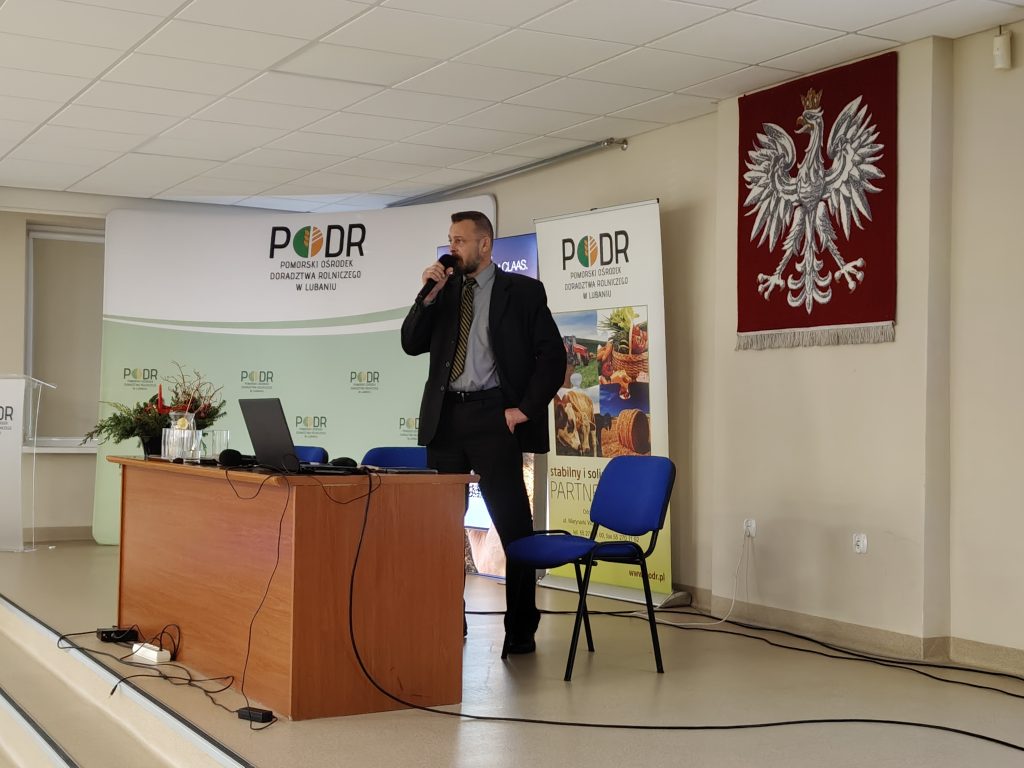 Plonowanie pszenic w doświadczeniach PDO - Sebastian Zwierz, PODR w Lubaniu Oddział Stare Pole