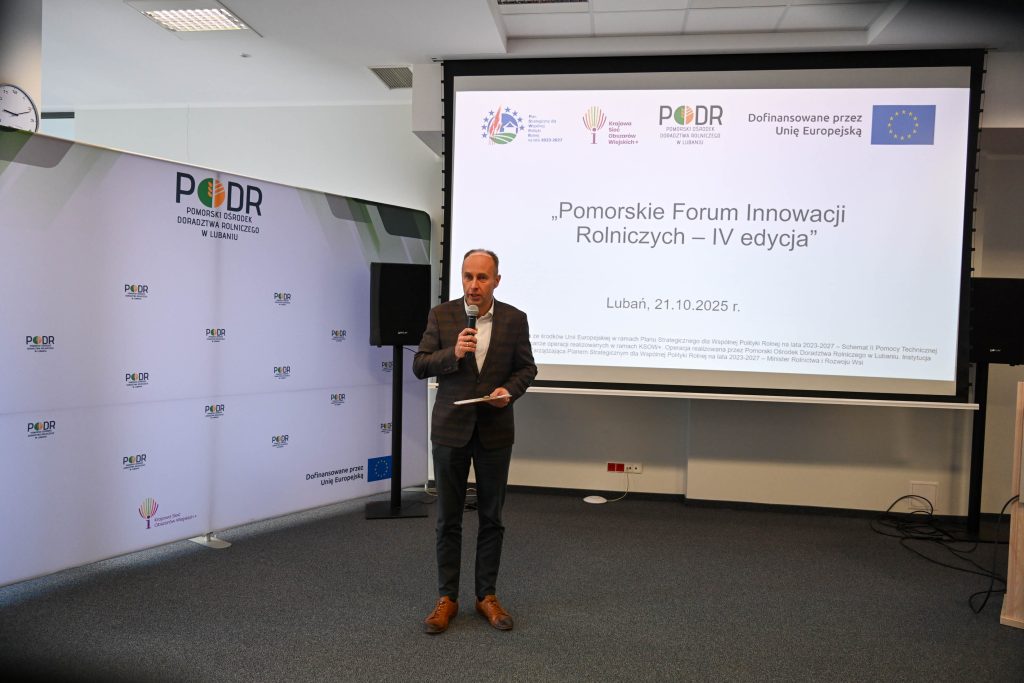 Aleksander Mach – Dyrektor PODR w Lubaniu otwierający konferencję